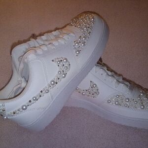 Elegant Pearl-Embellished White Sneakers